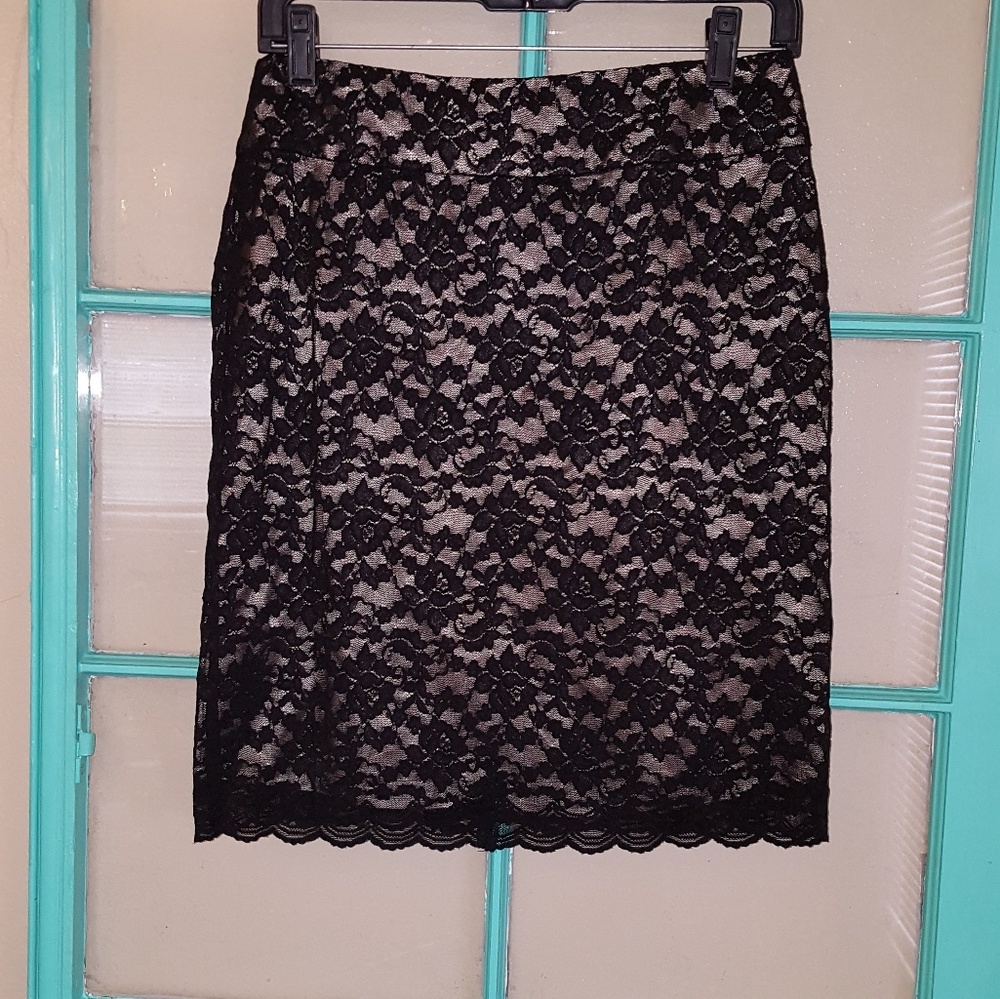 Like new pencil skirt